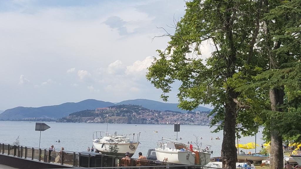 Park Beach Apartment Ohrid Extérieur photo